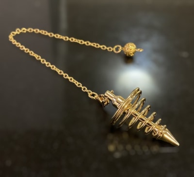Péndulo Espiral Dorado