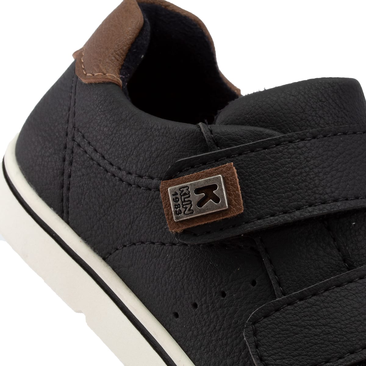 Zapatilla Flyer- 117 Negro/Roble4