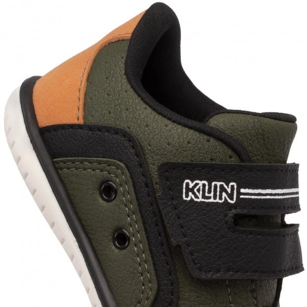 Zapatilla Flyer- 166 Verde/Negro3