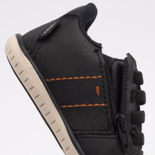 Zapatilla Flyer- 166 Negro3