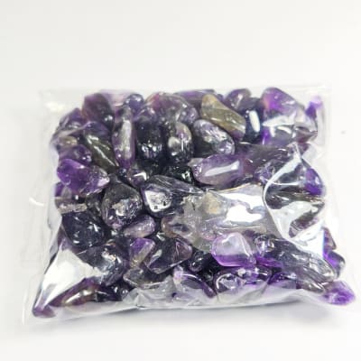100 Gramos De Gemas De Cuarzo Amatista Ultravioleta de 1 cm1