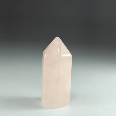 Obelisco De Cuarzo Rosa de 3 cm