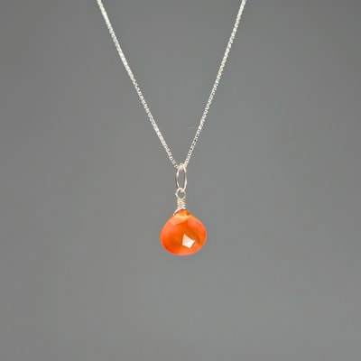 Colgante Mini De Cornalina Naranja en Gota Facetada de 8 mm1