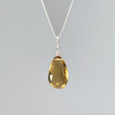 Colgante Mini De Cuarzo Citrino Ahumado en Gota Facetada de 15 mm