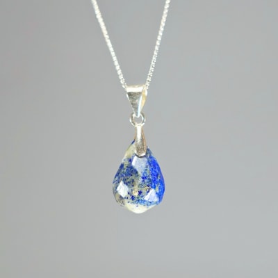 Colgante Mini De Lapislázuli en Briolette de 12 mm1