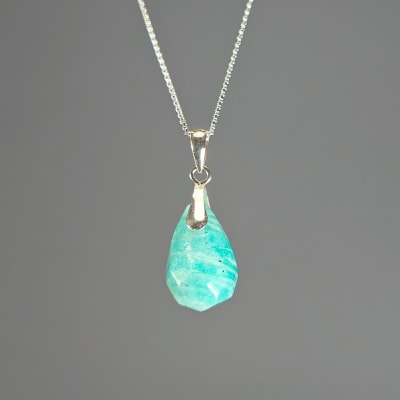 Colgante Mini De Amazonita Calipso en Briolette de 12 mm2