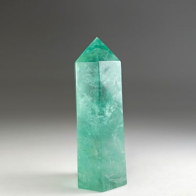 Obelisco De Fluorita Verde de 6 cm1