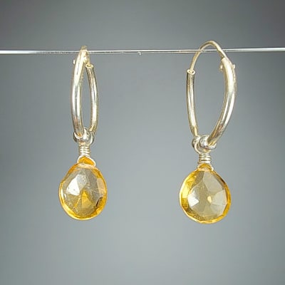 Argollas Con Dijes De Cuarzo Amatista Horneado