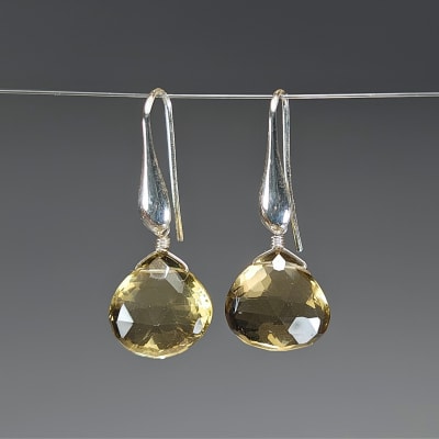 Aros De Cuarzo Citrino en Gotas Facetadas de 17 mm