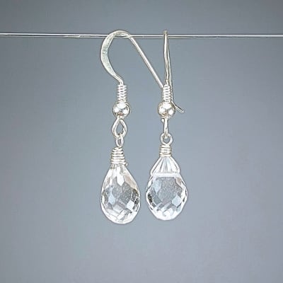 Aros De Cuarzo Cristal en Briolettes de 10 mm