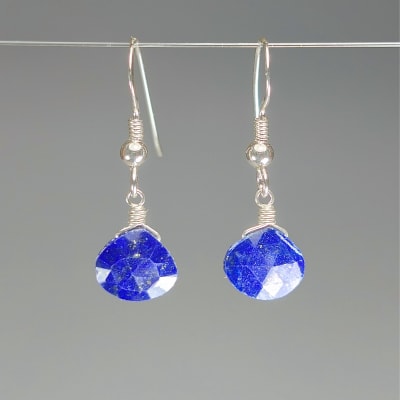 Aros De Lapislázuli en Gotas Facetadas de 8 mm