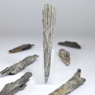 Barra De Cianita Negra de 6 cm1