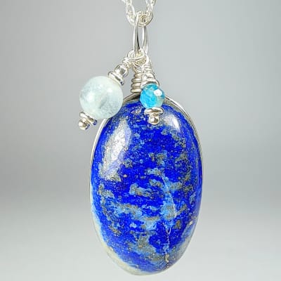 Colgante De Lapislázuli, Aguamarina Y Apatita Azul en Cabuchón Oval de 31 mm