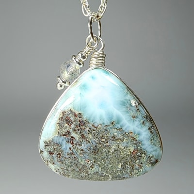 Colgante De Larimar Y Labradorita Gris en Cabuchón Gota de 22 mm1