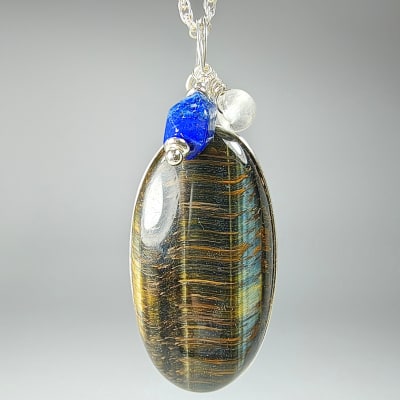 Colgante De Ojo De Halcón, Lapislázuli Y Cuarzo Cristal en Cabuchón Oval de 35 mm1