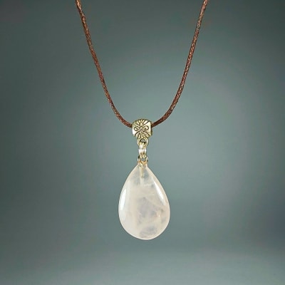 Colgante Gota Plana De Cuarzo Rosa Claro Y Fantasía Plateada de 23 mm1