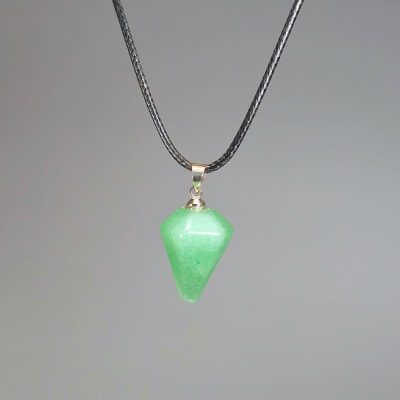 Colgante Péndulo De Aventurina Verde Y Fantasía Plateada de 20 mm