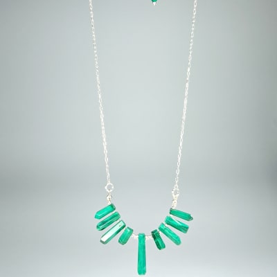 Collar Cuerpo De Malaquita de 47 cm