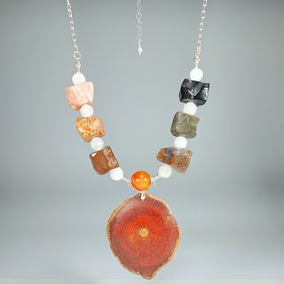 Collar Cuerpo De Ónix Negro, Cuarzo Rosa Claro Y Picoyo de 50 cm1