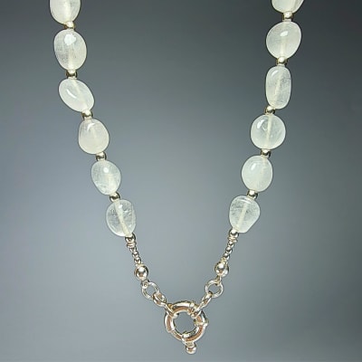 Collar De Cuarzo Blanco de 40 cm1