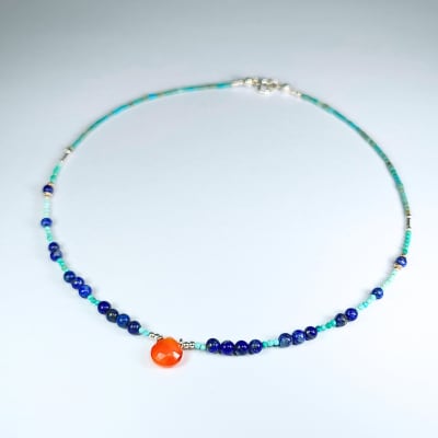 Collar De Turquesa, Lapislázuli Y Cornalina de 42 cm