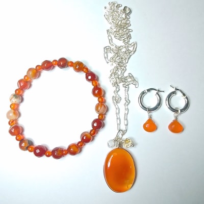 Conjunto De Ágata Cornalina, Cuarzo Amatista Horneado Y Cuarzo Cristal