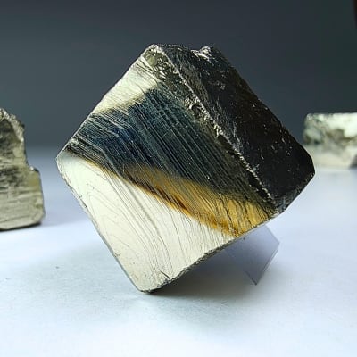 Cristal Geométrico De Pirita de 2.8 cm