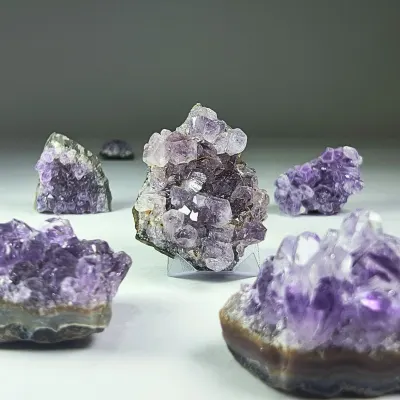 Drusa De Cuarzo Amatista Lila de 2 X 1.8 cm