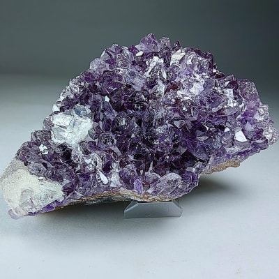 Drusa De Cuarzo Amatista Violeta Y Calcita Blanca de 9 X 5.2 cm1
