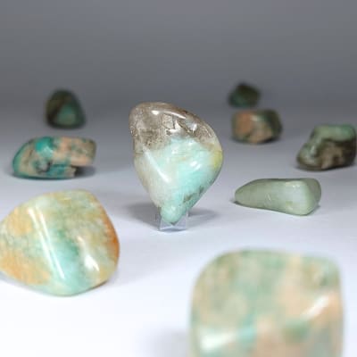 Gema De Amazonita Calipso Y Cuarzo Ahumado de 3 cm