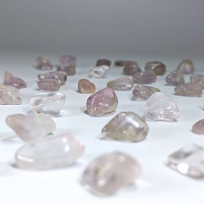 Gema De Cuarzo Amatista Lila de 1 cm