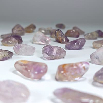 Gema De Cuarzo Amatista Lila de 2 cm1