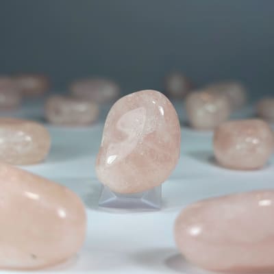 Gema De Cuarzo Rosa de 3 cm1