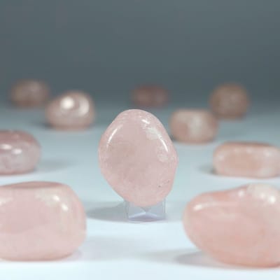 Gema De Cuarzo Rosa Intenso de 2 cm1