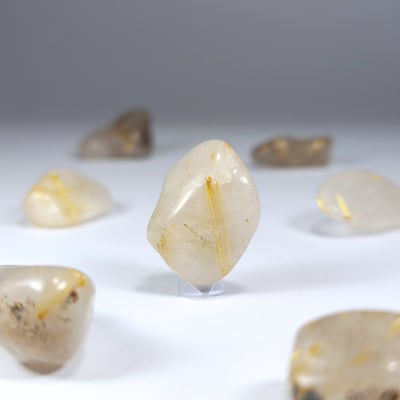 Gema De Cuarzo Rutilo Y Cuarzo Ahumado de 3 cm2