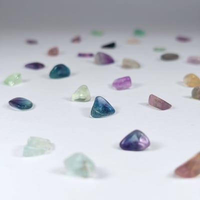Gema De Fluorita Multicolor de 0.8 cm1