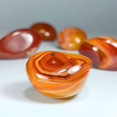 Gema De Ágata Cornalina Extra Veta de 5.5 cm1