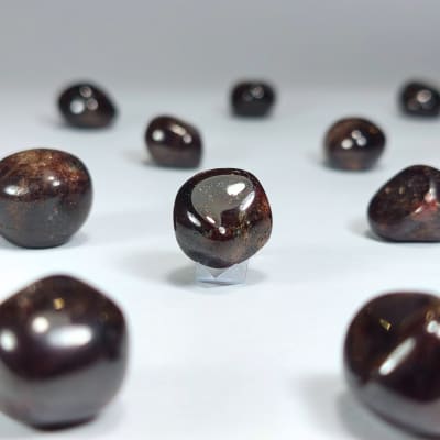 Gema De Granate Almandino de 2.2 cm