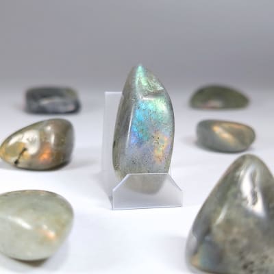 Gema De Labradorita Gris de 3.5 cm