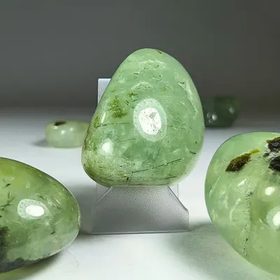 Gema De Prehenita Con Epidota de 3.5 cm