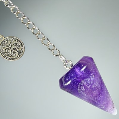 Péndulo Cono Liso De Cuarzo Amatista Violeta de 30 mm1