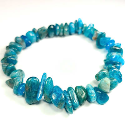 Pulsera De Apatita Azul Irregular de 8 mm