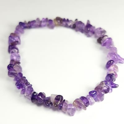 Pulsera De Cuarzo Amatista Ultravioleta Irregular de 4 mm1