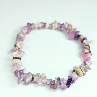 Pulsera De Fluorita Violeta Irregular de 6 mm1