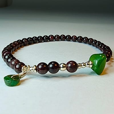 Pulsera De Granate Almandino, Nefrita Y Esmeralda en Perlas desde 4 mm