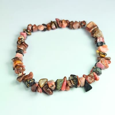 Pulsera De Rodonita Negra Irregular de 4 mm1