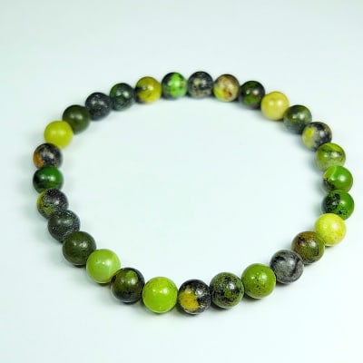 Pulsera De Serpentina Verde Noble en Perlas de 6 mm