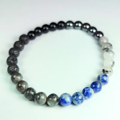 Pulsera Intercalada De Sodalita Blanca, Hematite Y Ónix Negro en Perlas de 6 mm