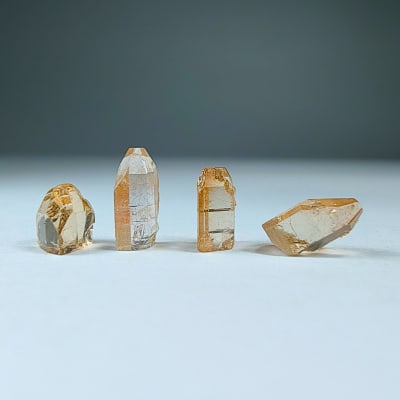 Punta De Topacio Imperial de 0.7 X 0.4 cm