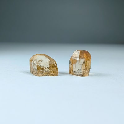 Punta De Topacio Imperial de 0.8 X 0.7 cm1